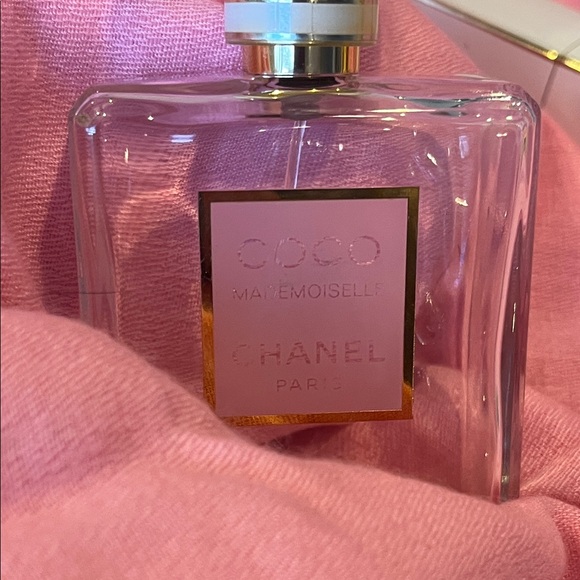 Coco Chanel Bottle and atomizer bottles. - Picture 4 of 6